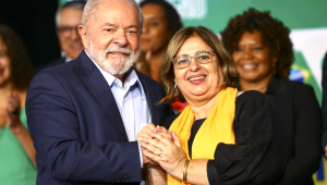 Presidente Lula demite Ministra Cida Gonçalves