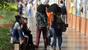 Queda nas Posições de Universidades Brasileiras em Ranking Mundial de 2025