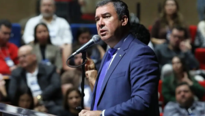 Disputa pelo Apoio de Riedel Aquice à Política Sul-Mato-Grossense