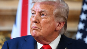 Pesquisa revela que maioria dos americanos discorda do uso de tropas nas cidades por Trump