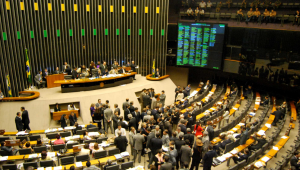 Pesquisa aponta Rose Modesto na liderança espontânea para a Câmara Federal